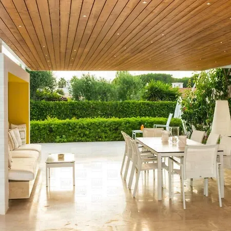 Apartman Helloapulia Le Tre Corti *