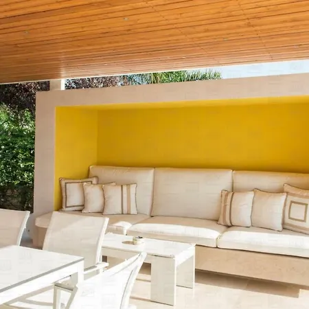 Apartman Helloapulia Le Tre Corti *